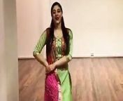 Clothed beautiful dance by sexy babe on hindi song from ilu ilu hindi song