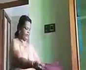 Tamil aunty amunamam saree wears from tamil aunty outside pissing saree vxnxx v