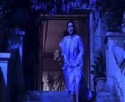 Sadie Frost, Winona Ryder - ''Bram Stoker's Dracula'' 02 from lco 02 nude