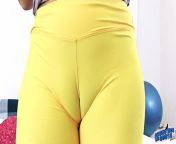 PUFFY Pussy CAMELTOE Queen In TIGHT SPANDEX has also BIG ASS from yoga queens