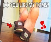 Toms Shoeplay Fetish No Socks Size 8 Latina Soles Heel Popping Shoe Dangle White Toes Thick Soles Smelly Feet Giantess from flats shoe cock crush