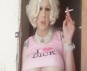 I NEED 2 GET FUCKED AND SUCK SOME DICK I’M GOING CRAZY from trans smoking