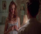 Saffron Burrows = ''Circle of Friends'' 02 from olive burrows