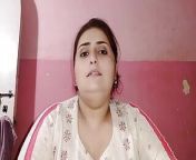 Desi bhabhi blowjob from pakistani aunty milk boob feeding video