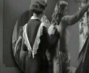 Zinaida Brovarskaya in Chasy ostanovilis v polnoch (1958) from chasi chudachudi episode