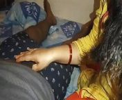M akela soya tha in absence of bhaiya Sneha bhabhi mere lund ko jagakar chudwayi cheating wife Desi sex hindi chudai from sneha milk sex