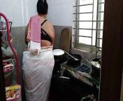 (Tamil Maa Ki Jabardast Chudai Beta) Desi Hot Step Mother Fucked In The Kitchen - Hindi Audio from mami beta desi