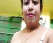 Mature Desi Bhabhi Records Herself for lover from bhabhi for lover