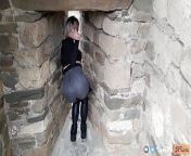 Unexpected sex with a stranger nymphomaniac on a tour in an old fortress from big butt