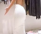 Kim Kardashian sexy butt unzip from kim kardashian interview