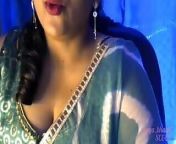 Hot Sensuous Bhabhi Girl Fulfills Her Sex Desire by Opening Her Clothes, Pressing Her Boobs and Drying Her Boobs from indian girl dry