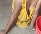 Indian made Sruti clean floor and showing her full naked body from sruti hasan sex video