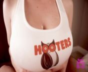 Hooters Waitress with Huge Tits Makes My Dream Come True from 安庆如何约到少妇（快餐联系）微信7⒍21906选妹网址m2566 com预约服务 bxn