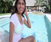 MIA KHALIFA - Chilling Out In The Pool With Sean Lawless from dropbo