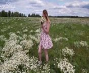 Blonde Horny in Nature and Fingering in the Field from 曹县约茶联系方式薇信6718216选妹网址e2255 com空姐 白领 lxi