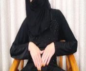 Lebanese sexy Muslim girl in hijab shaving pussy from bangladeshi singer momtaz begum sexy p