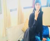 Muslim Afghan in hijab Smoking cigarette and Masturbating from www waptrick pashto afghanistan sixy com