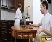 SISPORN. Dinner with mom makes stepsiblings in the mood for quick sex from bavi rapid sex vidio