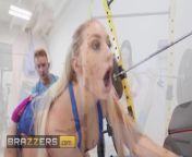BRAZZERS - Van Wylde Tries To Do His Workout But Hotties Angela White & Kayley Gunner Want His Dick from bestsexvido